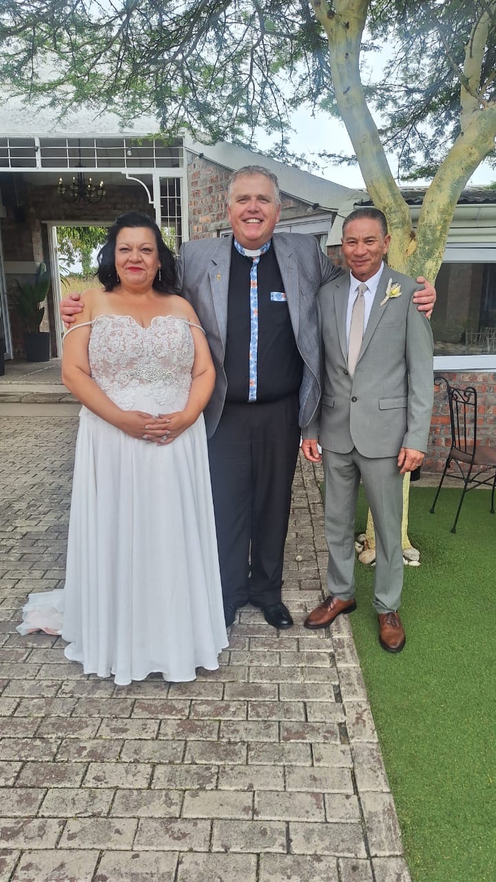 Wedding ceremony by Dr. Gerrit Rademeyer in Haenertsburg